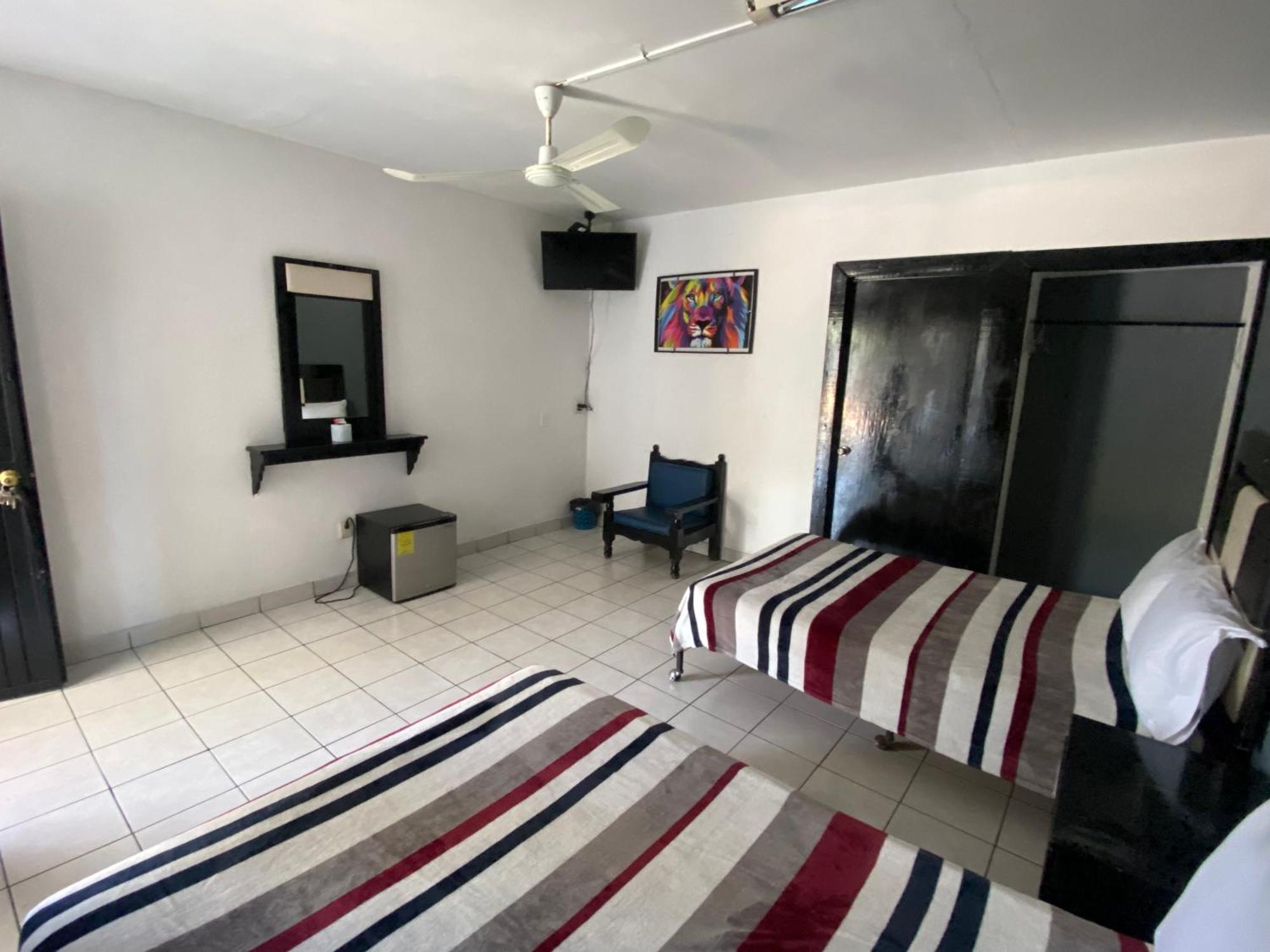 Hotel Puerto Vallarta Zapopan Buitenkant foto