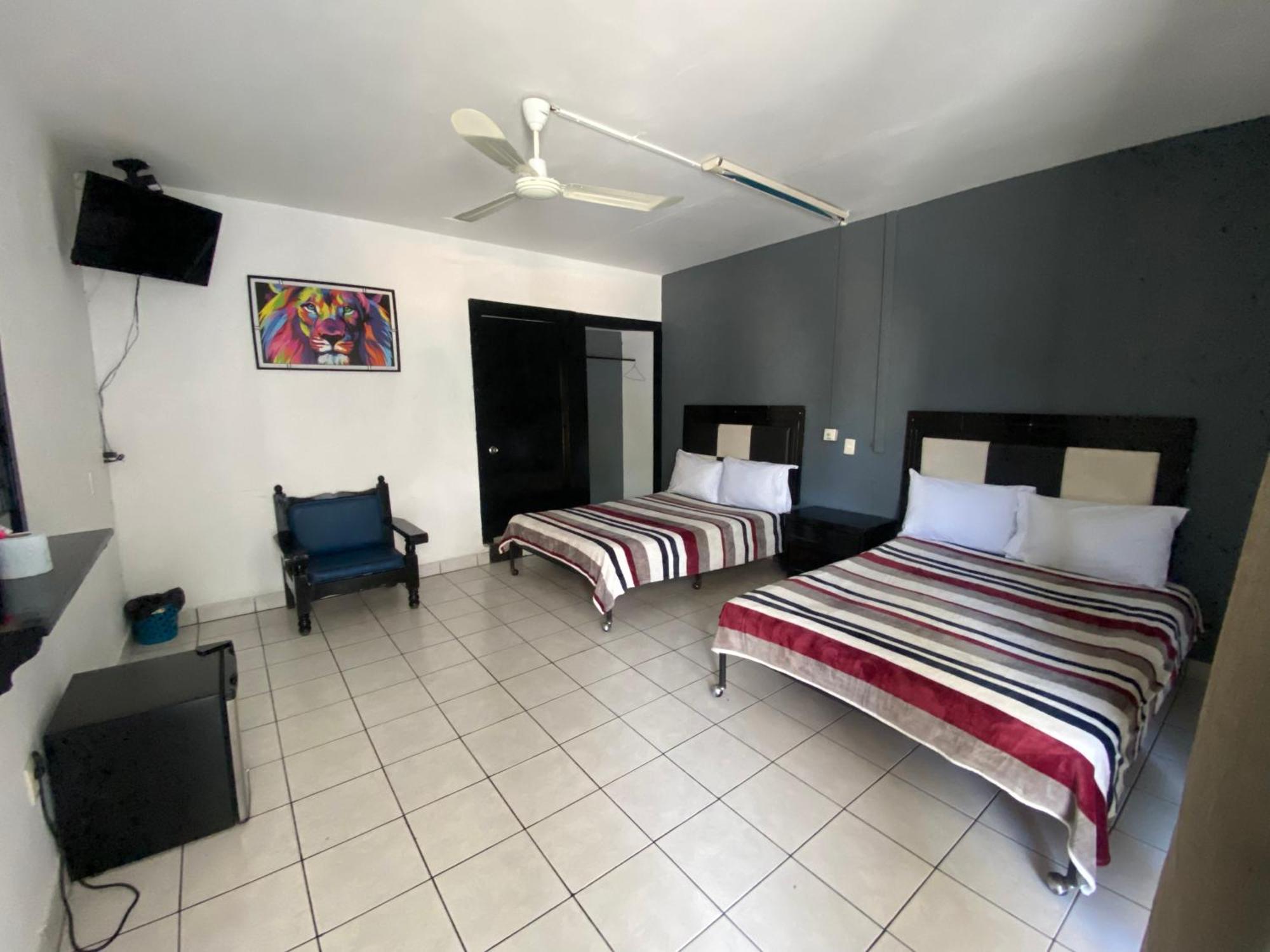 Hotel Puerto Vallarta Zapopan Buitenkant foto