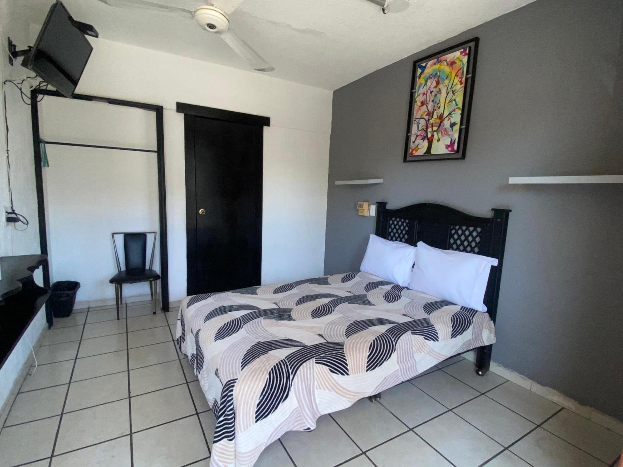 Hotel Puerto Vallarta Zapopan Buitenkant foto
